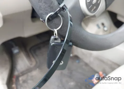 2011 Toyota Prius Two from USA, damaged, VIN JTDKN3DU3B1369120